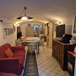 Giada , Bari Italia